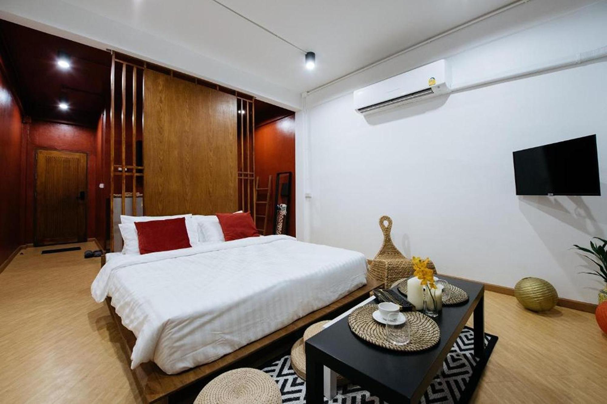 Wander Wonder 八ww Bed & Breakfast กรุงเทพมหานคร ภายนอก รูปภาพ